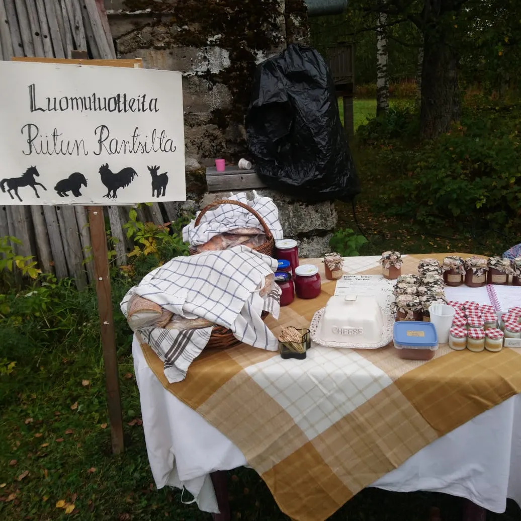 Riitun Ranch tuotteita syysmyyjäisissä.